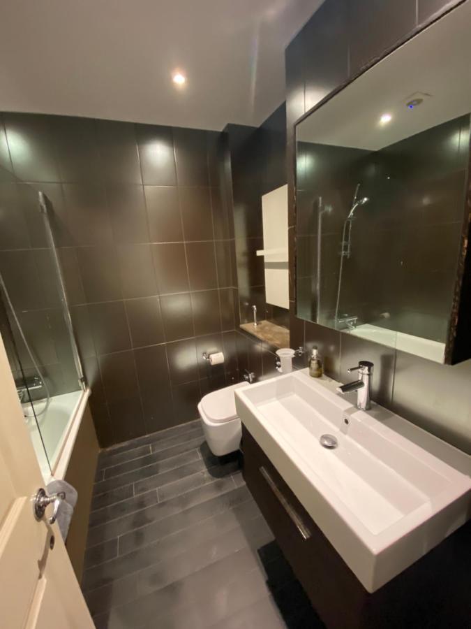 Apartmán Beautiful Modern Studio In High Street Kensington Londýn Exteriér fotografie