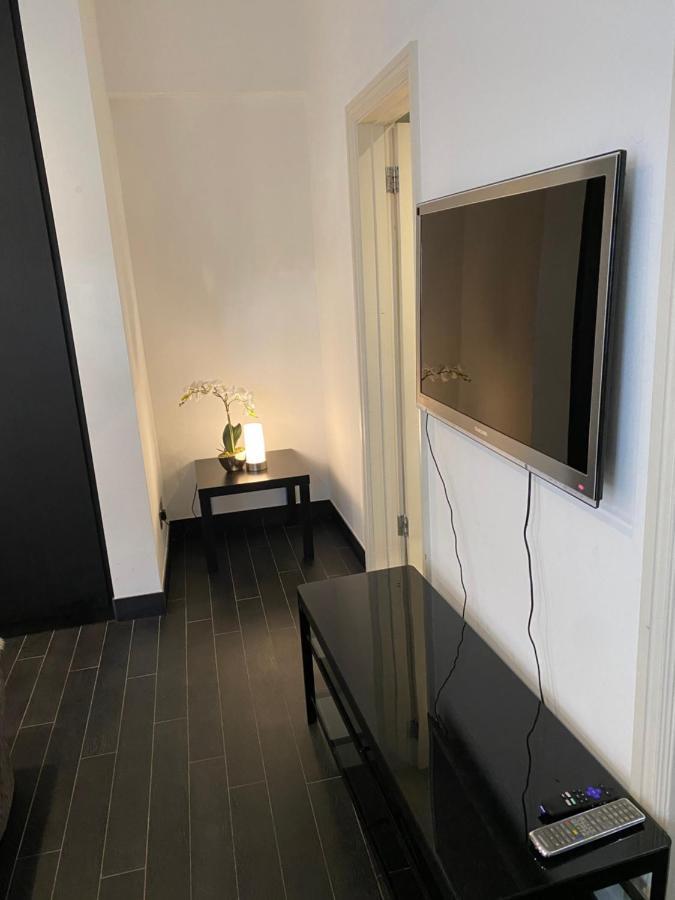 Apartmán Beautiful Modern Studio In High Street Kensington Londýn Exteriér fotografie